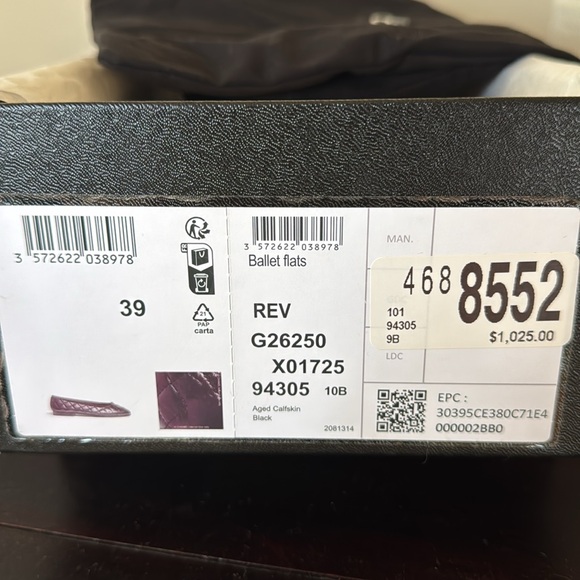 Chanel Black Quilted Ballet Flats - New and Never Been Worn - 39 - Picture 8 of 8